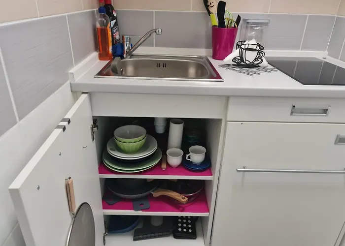 Lejlighed La Tropicale, Climatise Avec Parking, Proche Cite Medievale *