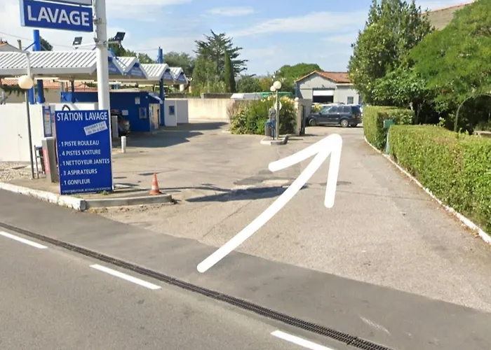 La Tropicale, Climatise Avec Parking, Proche Cite Medievale *